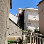 Pensión Ivamia Makarska