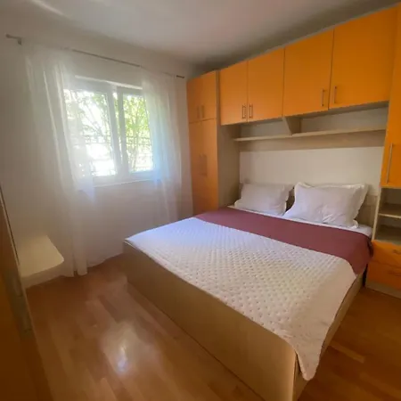 Pensionat Petra I Igor 3*