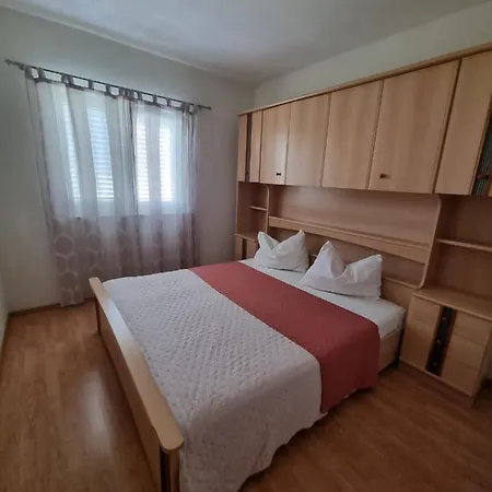 Gostinjska kuća Ivamia